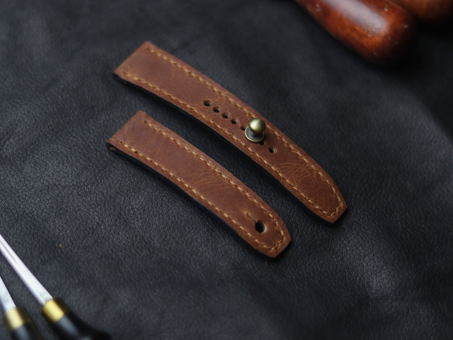 TAWNNY BROWN (BROWN) - FULL STITCHED WATCH STRAPS