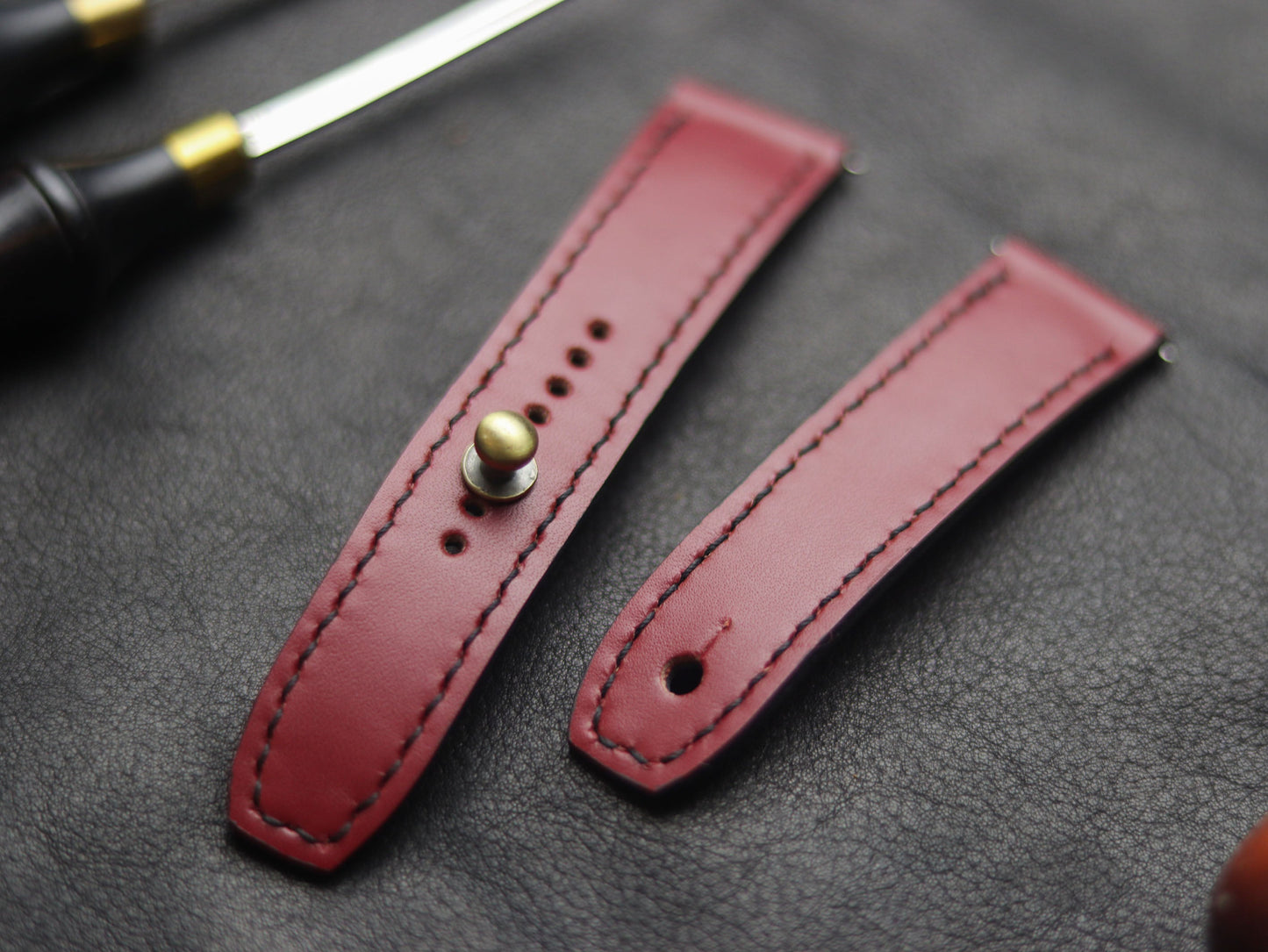 CRIMSON RED (BLACK) - FULL STITCHED WATCH STRAPS grip