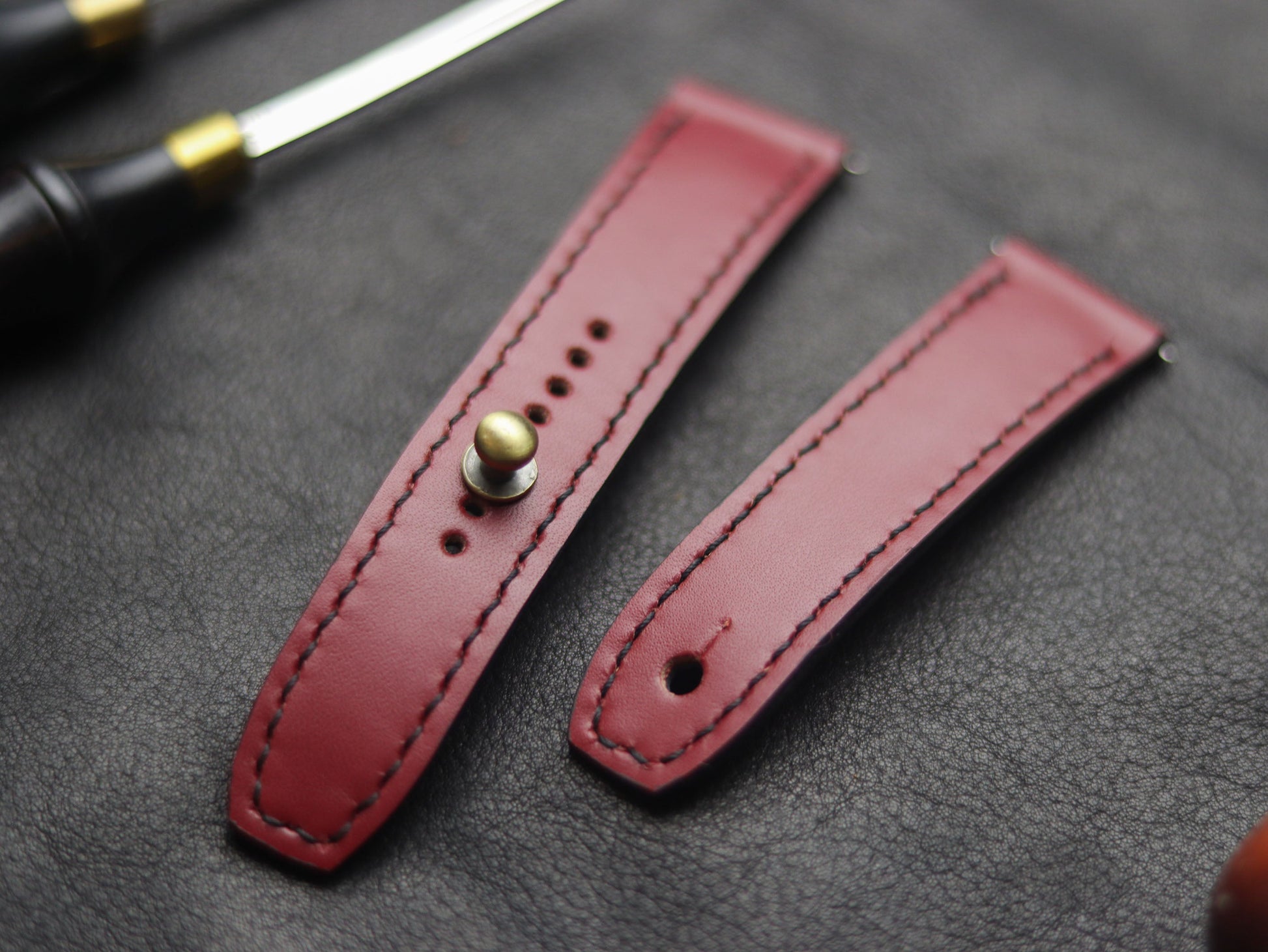 CRIMSON RED (BLACK) - FULL STITCHED WATCH STRAPS grip