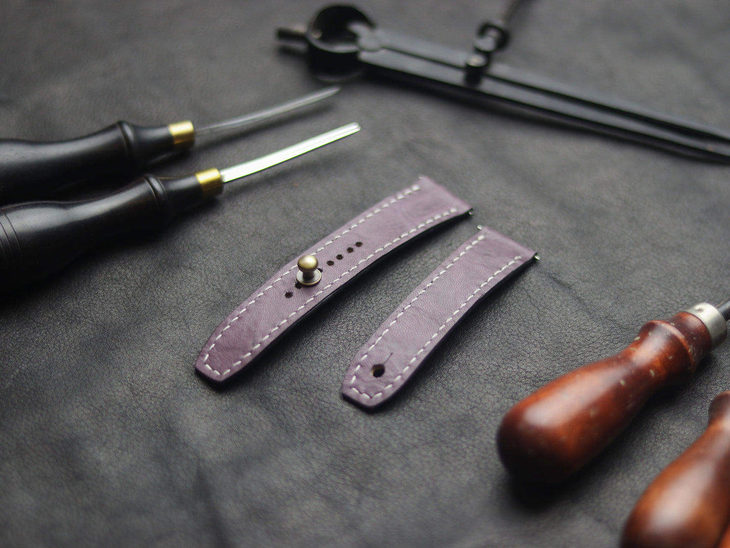 GRAPE  PURPLE (WHITE) - FULL STITCHED WATCH STRAPS