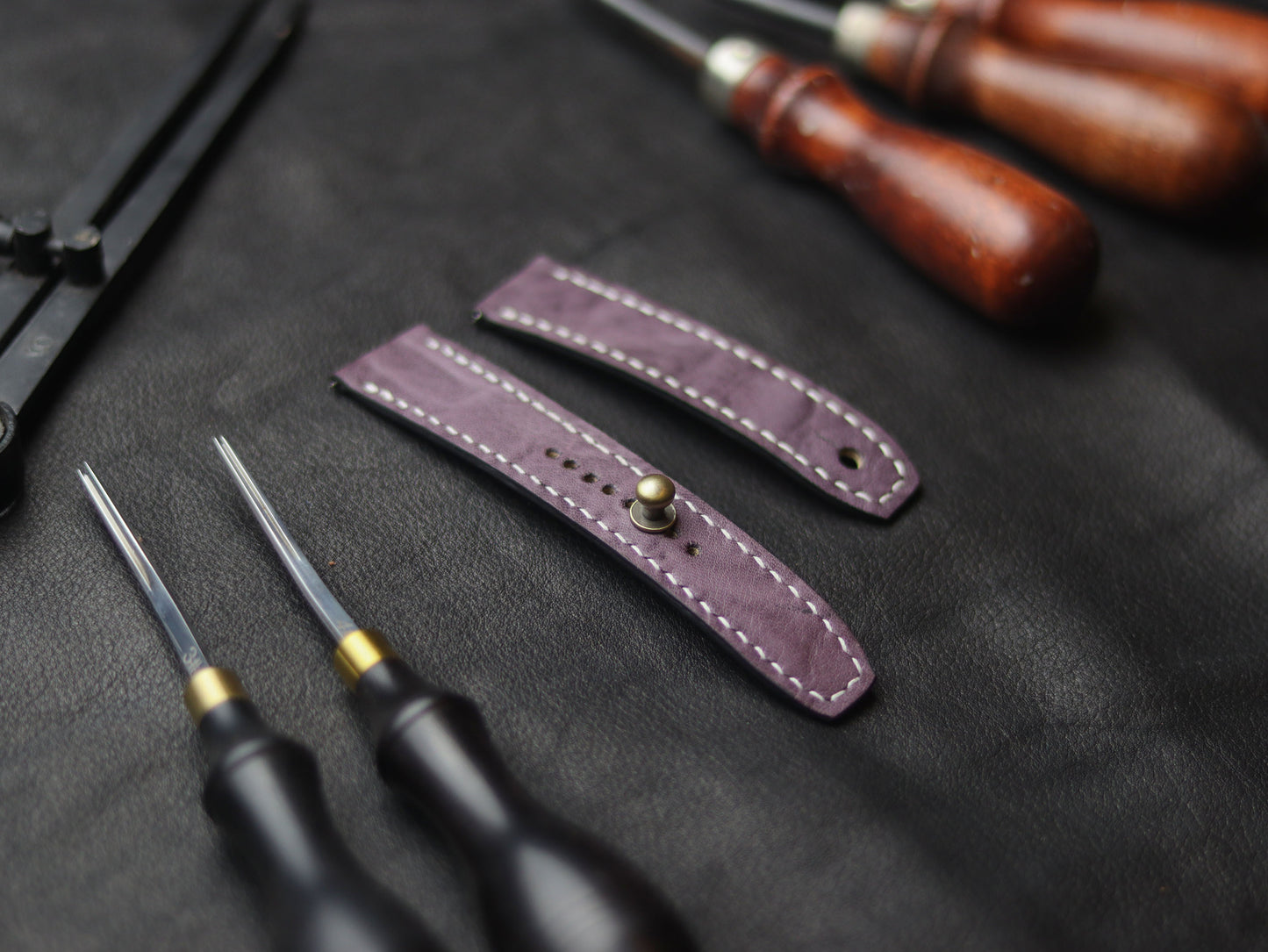 GRAPE  PURPLE (WHITE) - FULL STITCHED WATCH STRAPS