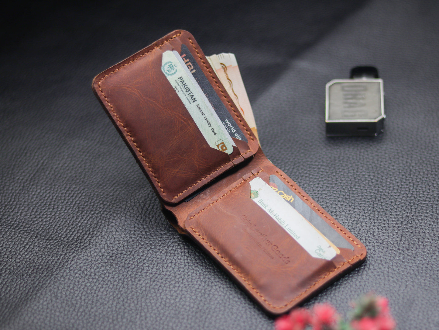 URBAN LEATHER WALLET TAWNNY BROWN