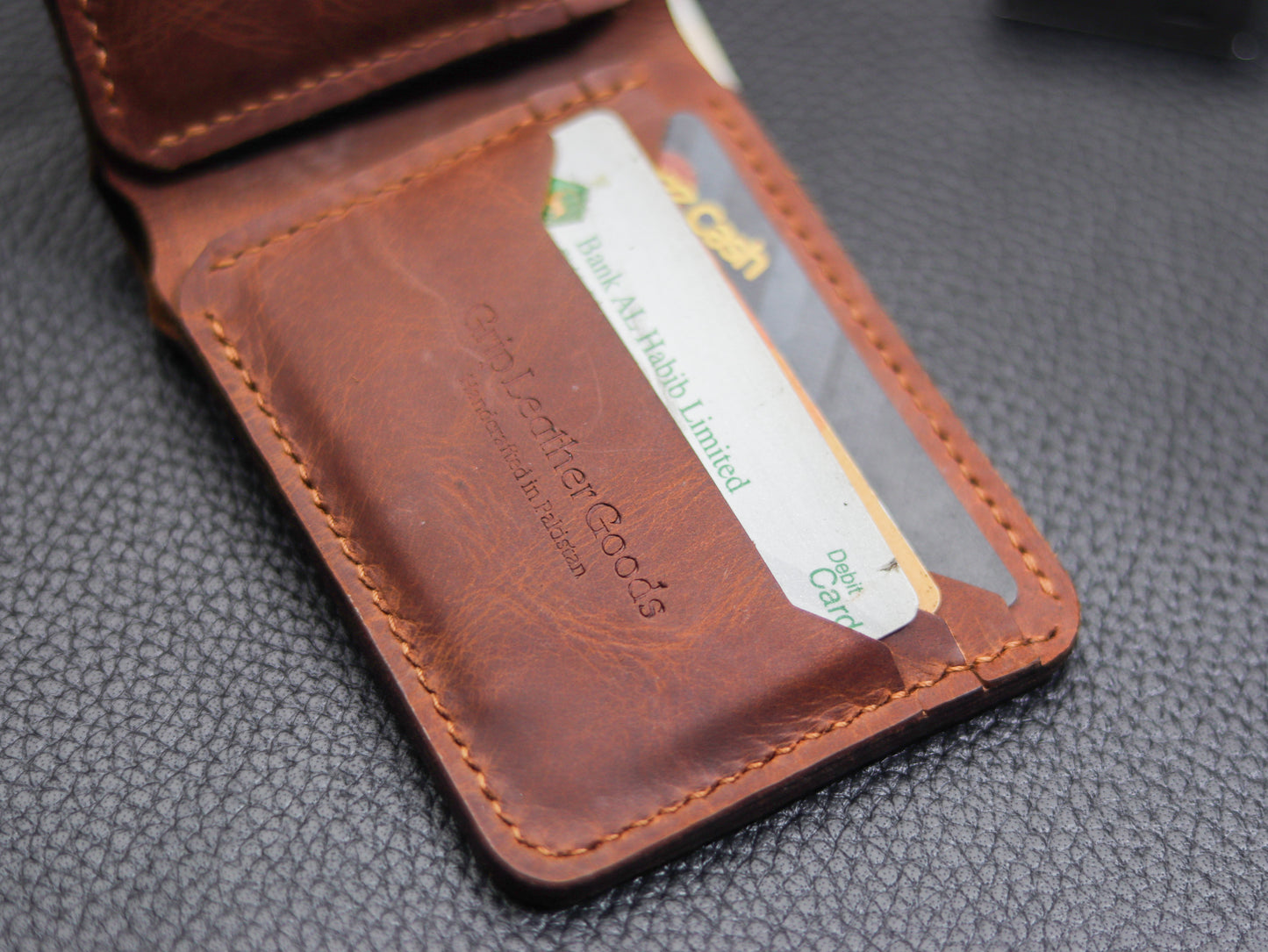 URBAN LEATHER WALLET TAWNNY BROWN