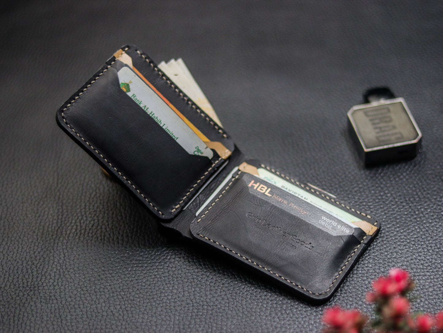 URBAN LEATHER WALLET CHARCOLE BLACK & CHIFFON WHITE