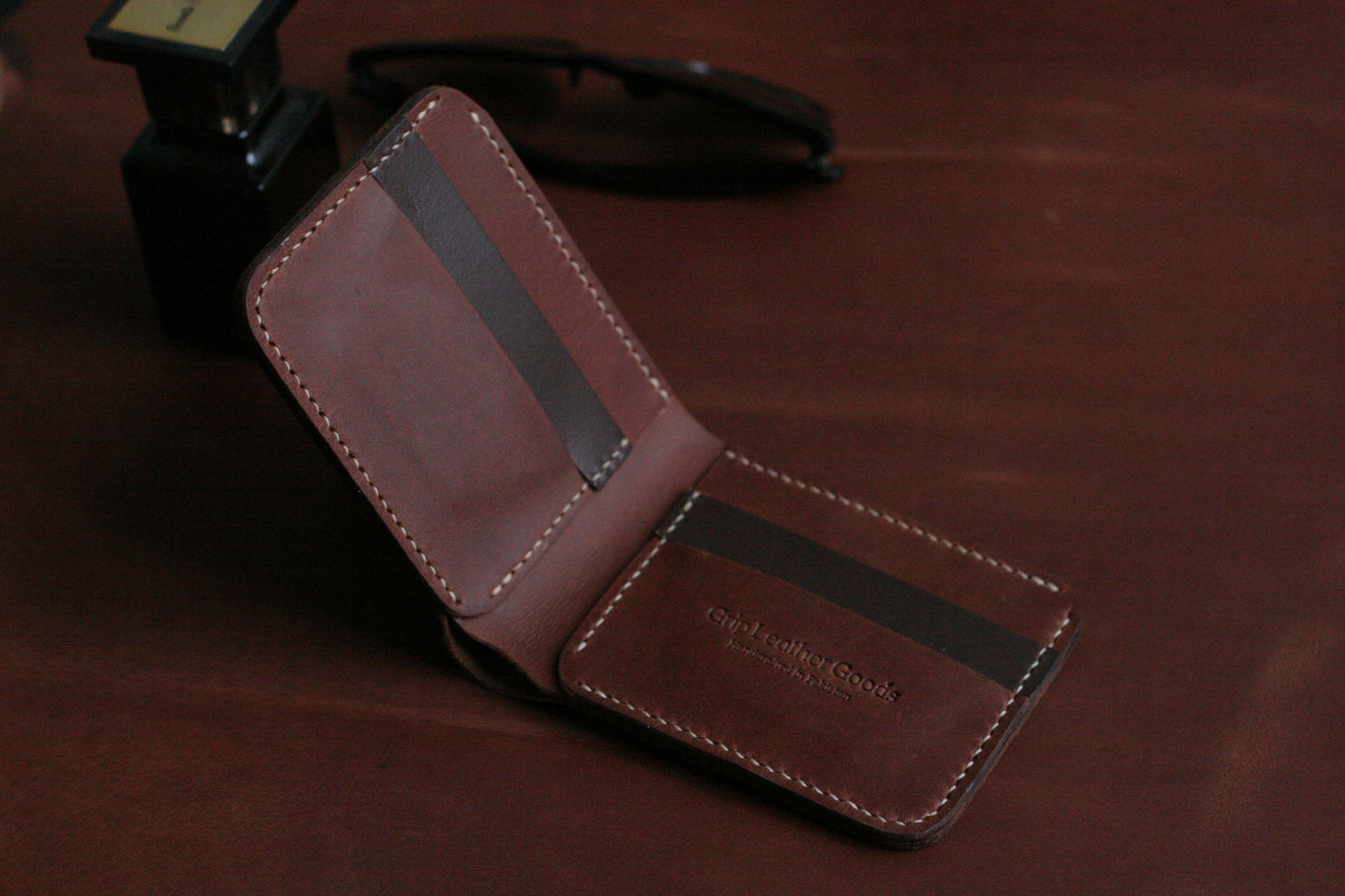 GROOM 2.0 LEATHER WALLET TAWNY  BROWN grip