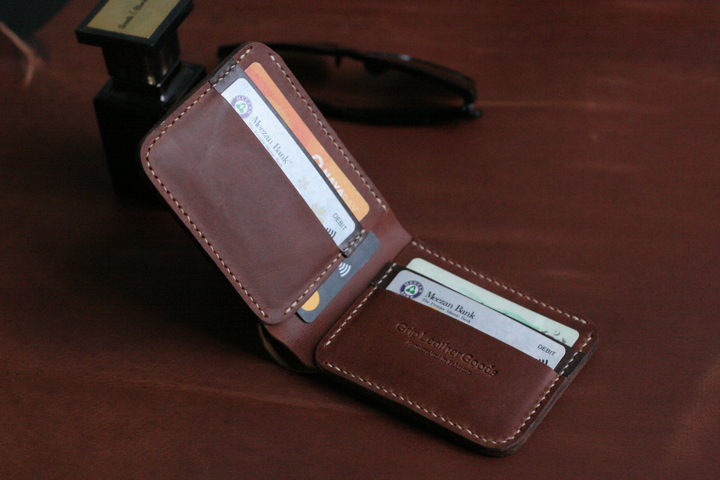 GROOM 2.0 LEATHER WALLET TAWNY  BROWN grip